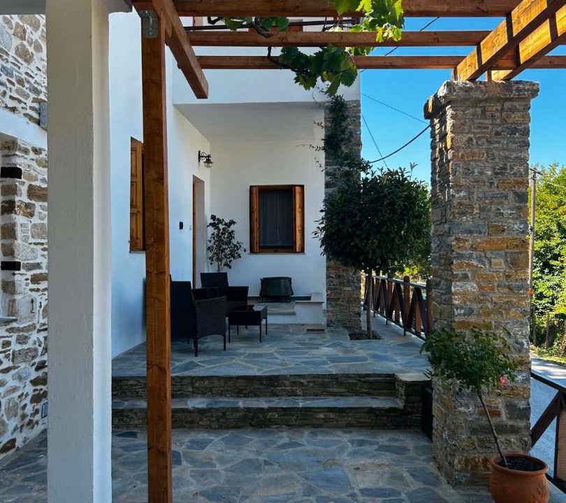 Photo of Others in Portaria