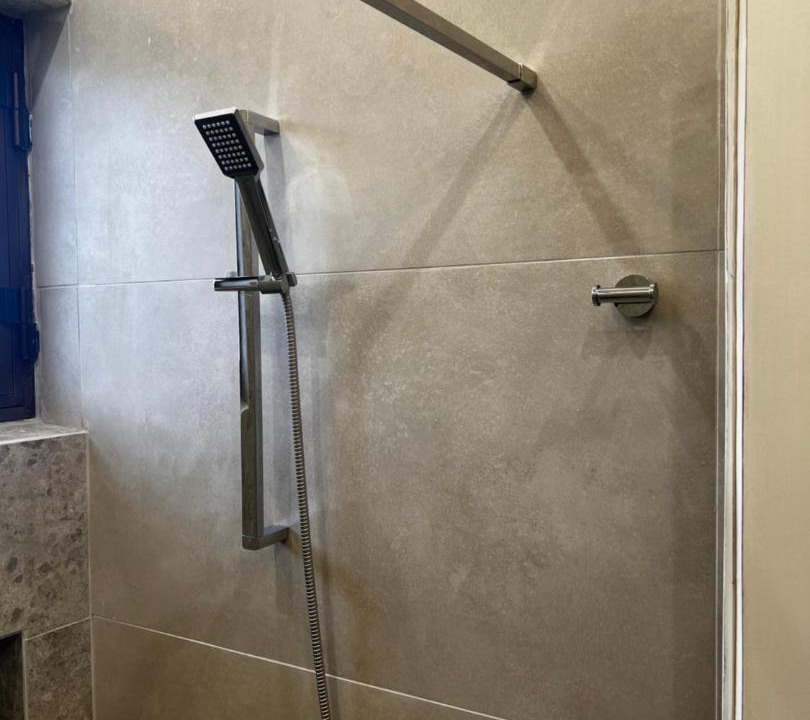 Photo of Bathroom in Sarakiniko