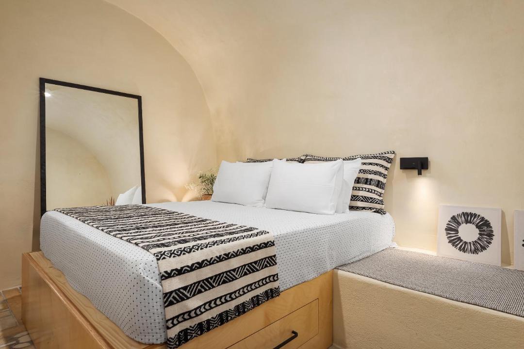 Photo of Bedroom in East Mani