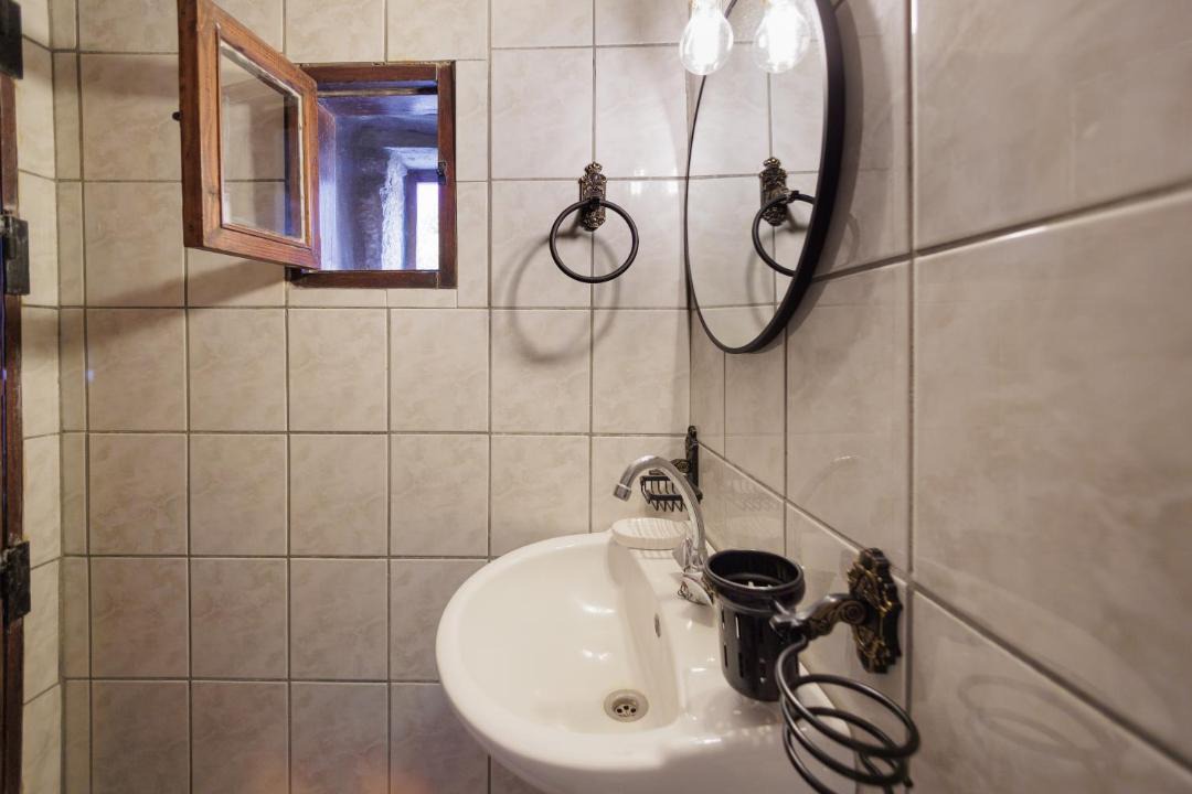 Photo of Bathroom in Vatheia