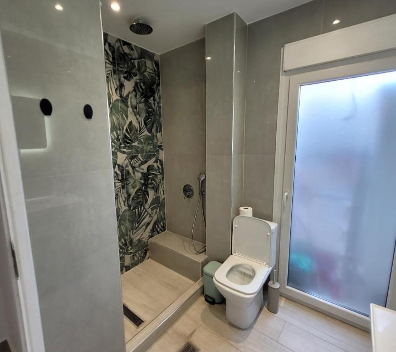 Photo of Bathroom in Vardaris