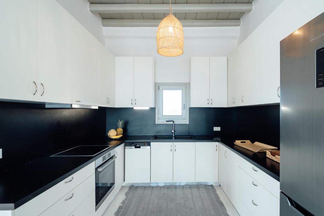 Photo of Kitchen in Faros Armenistis