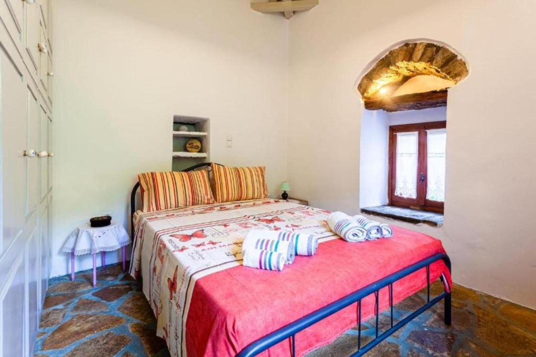Photo of Bedroom in Lefktron