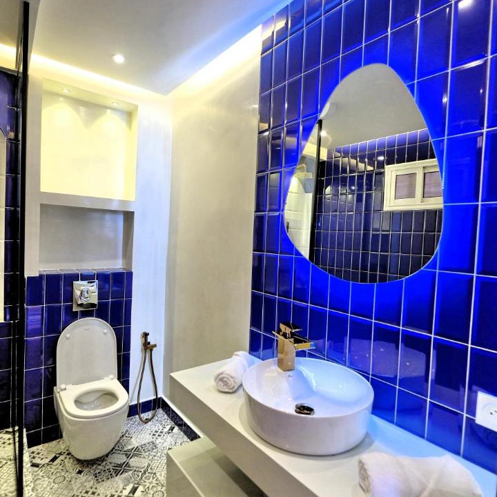 Photo of Bathroom in Majorelle