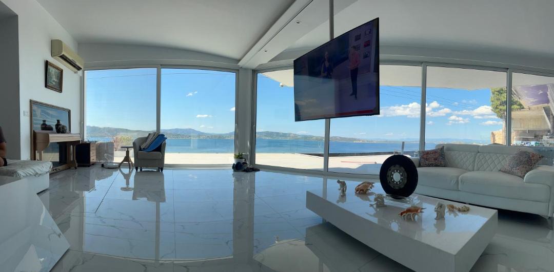 Photo of Livingroom in Loutropyrgos