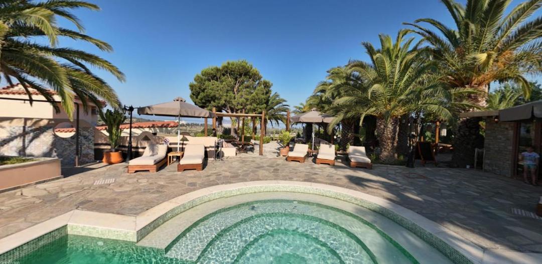 Photo of Others in Neos Marmaras