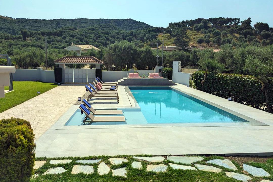 Photo of Others in Neromilos