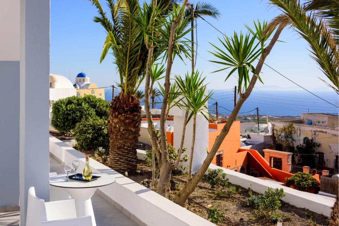 Photo of Others in Fira