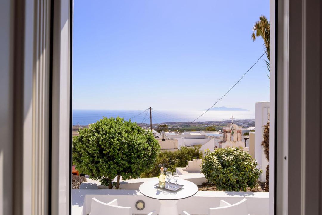 Photo of Others in Fira