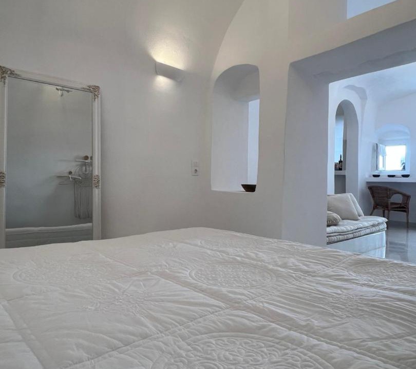 Photo of Bedroom in Messaria