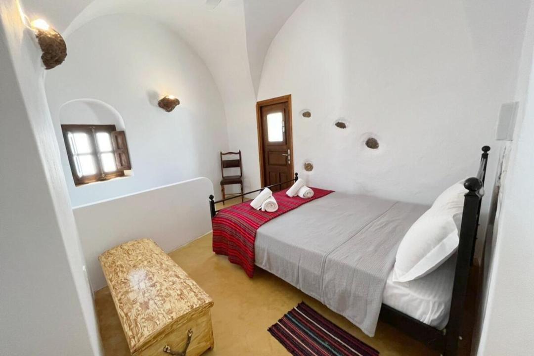 Photo of Bedroom in Emporio