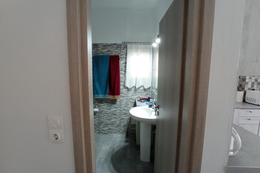 Photo of Bathroom in Perissa