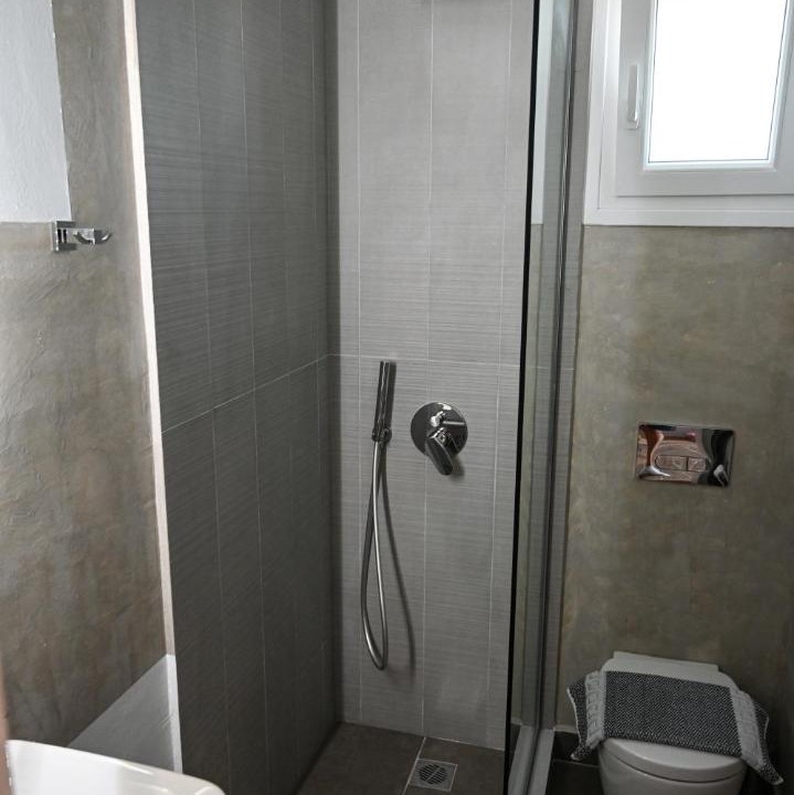 Photo of Bathroom in Mourteri
