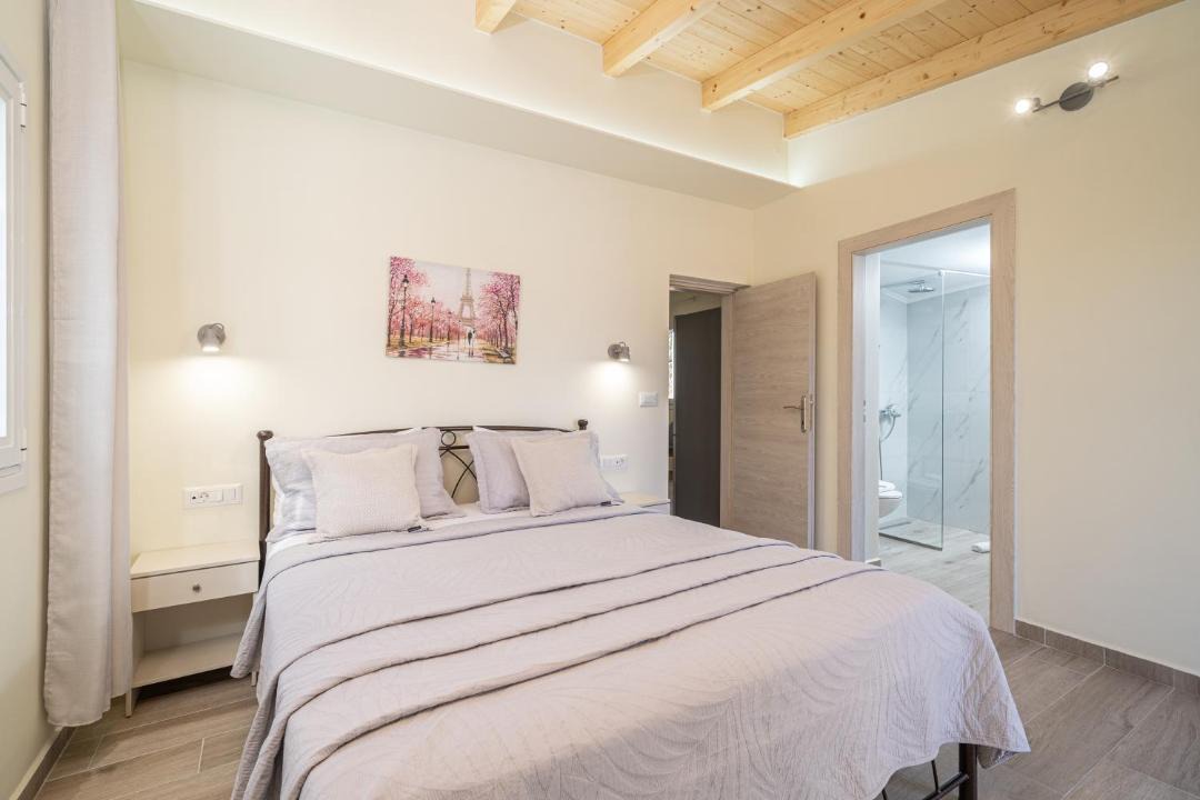Photo of Bedroom in Menegata