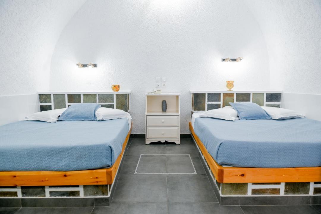 Photo of Bedroom in Firostefani
