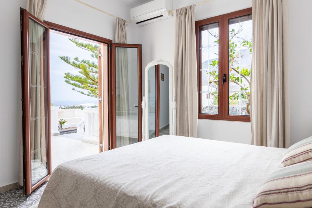 Photo of Bedroom in Exo Gonia