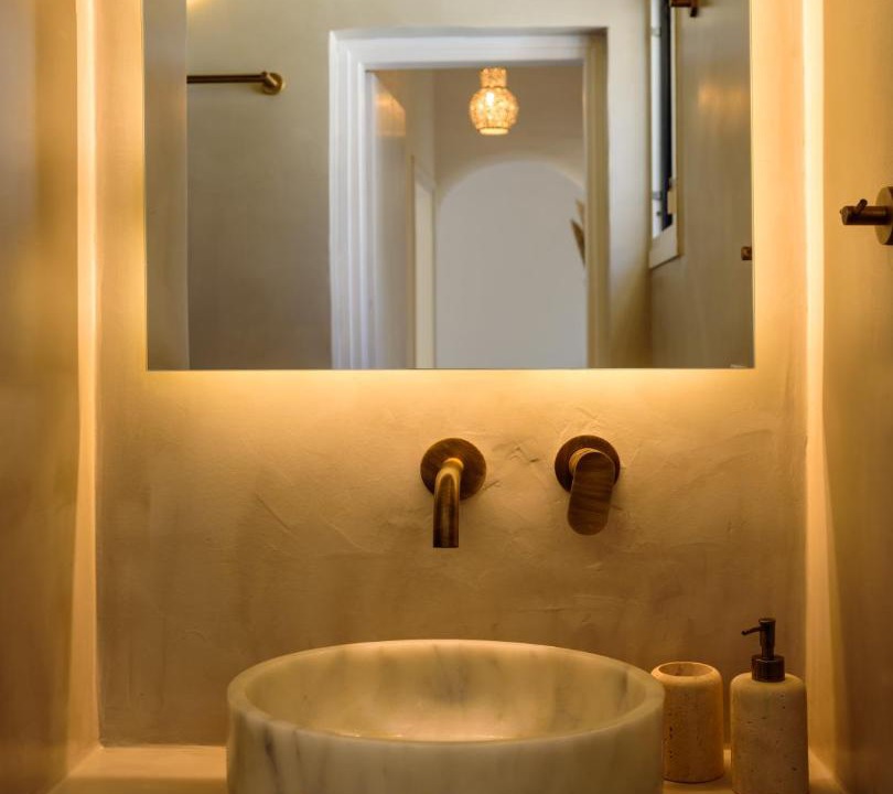 Photo of Bathroom in Exo Gialos