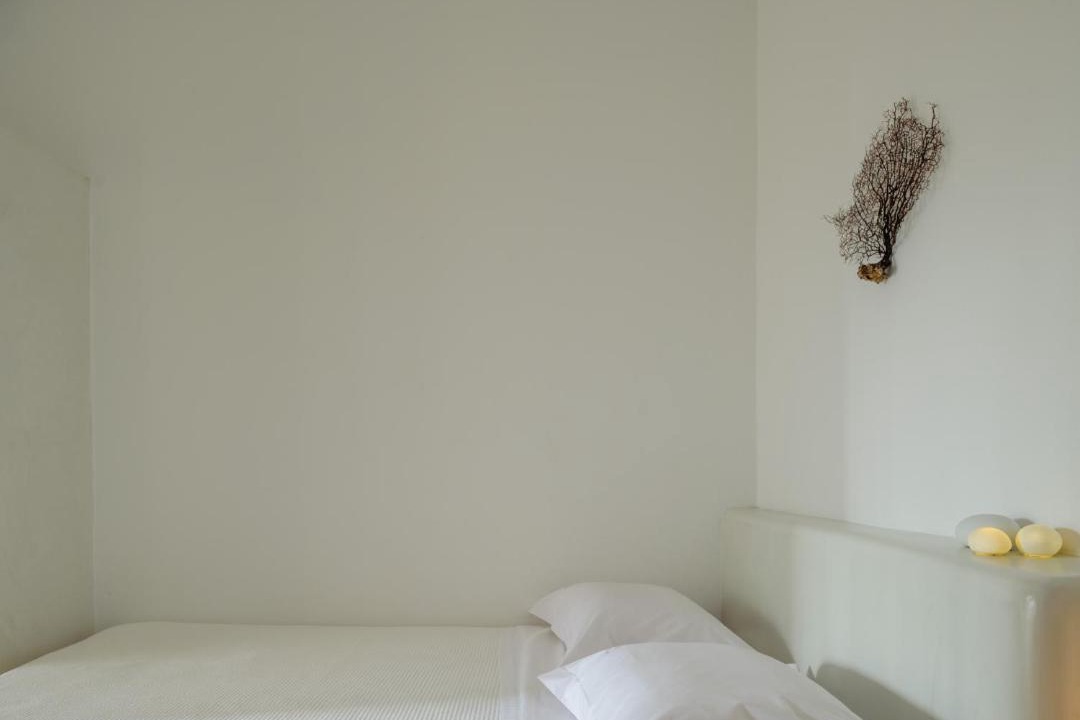 Photo of Bedroom in Exo Gialos