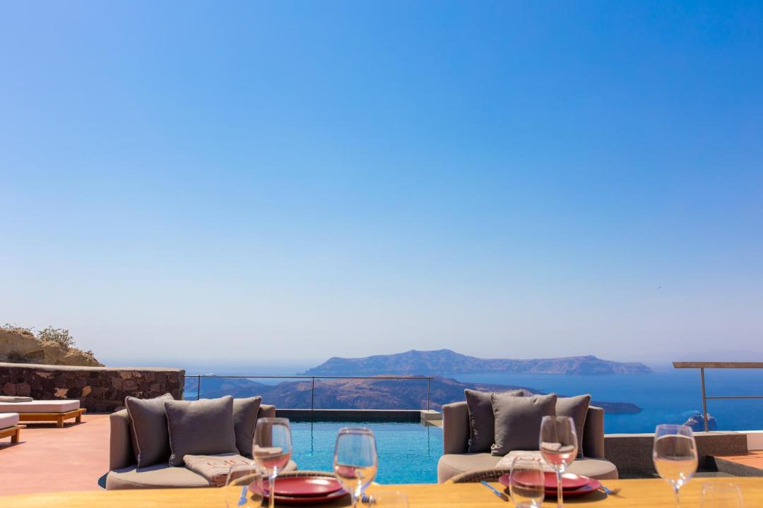 Photo of Others in Fira
