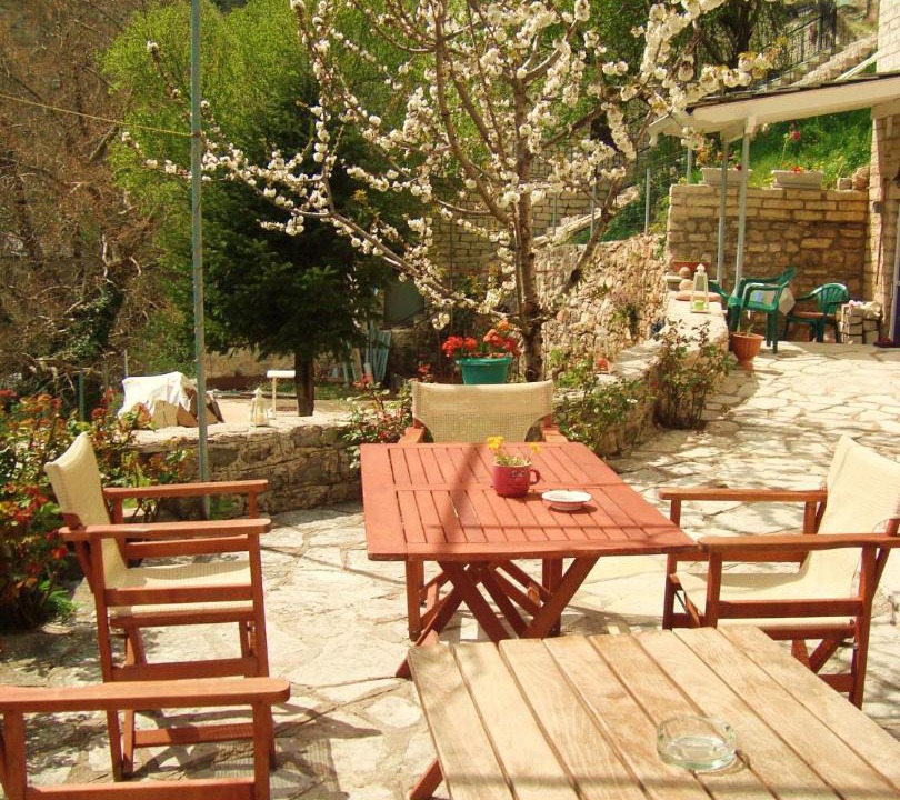 Photo of Others in Syrrako