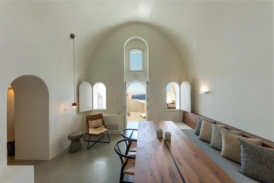 Photo of Others in Fira