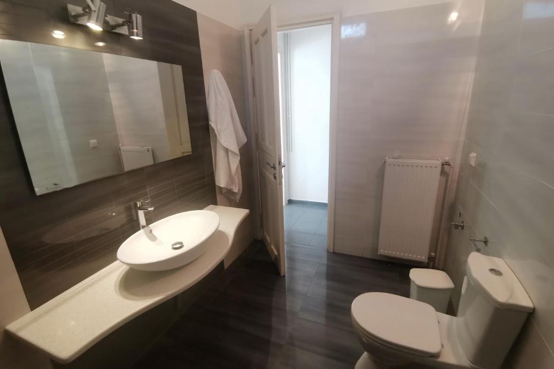 Photo of Bathroom in Ornos