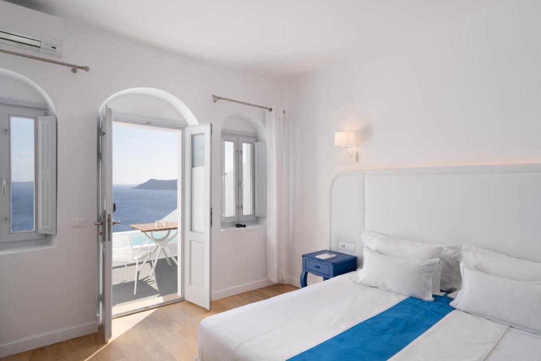 Photo of Others in Oia