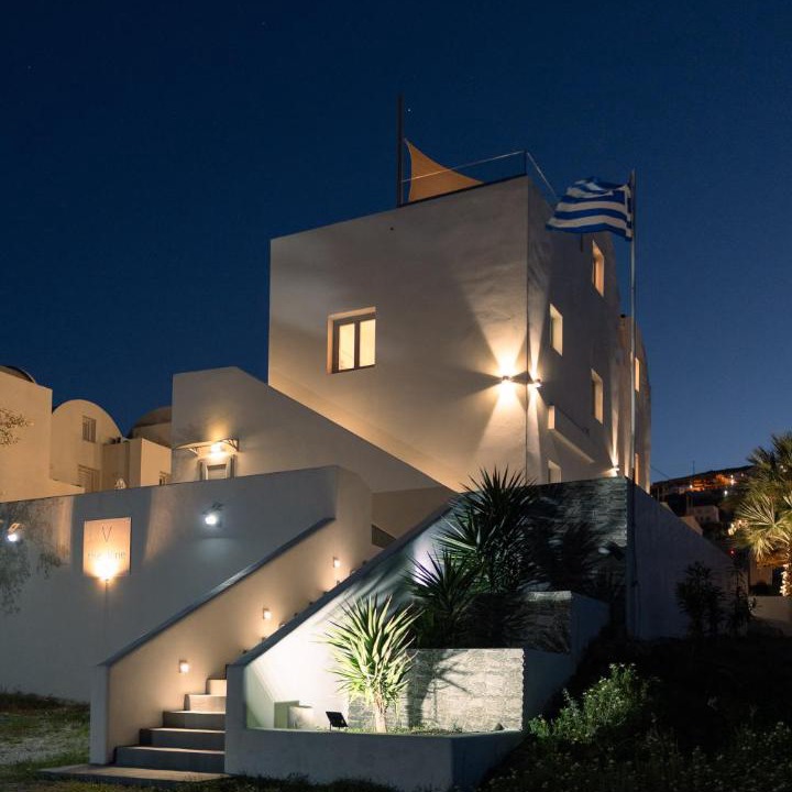 Photo of Buildings in Vourvoulos