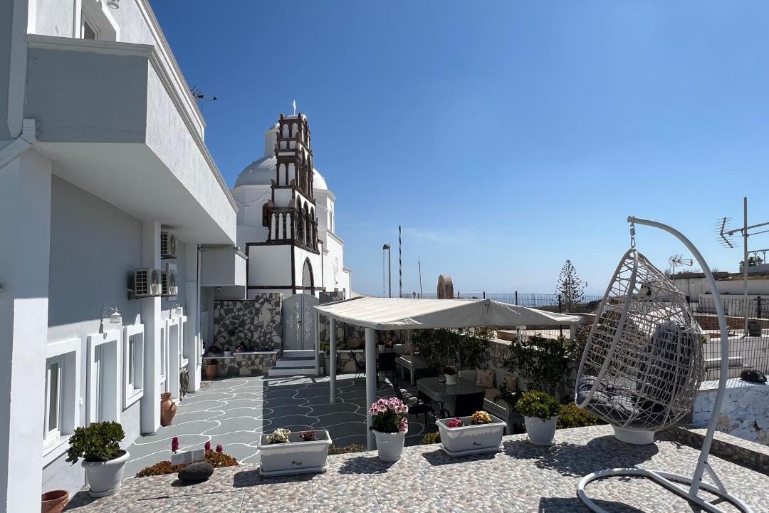 Photo of Buildings in Karterados