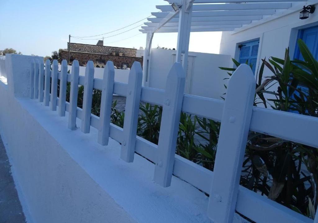 Photo of Buildings in Monolithos