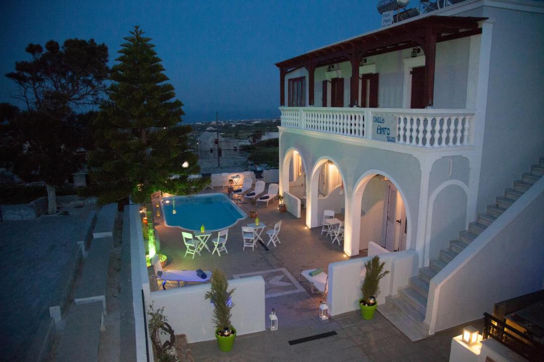Photo of Others in Fira