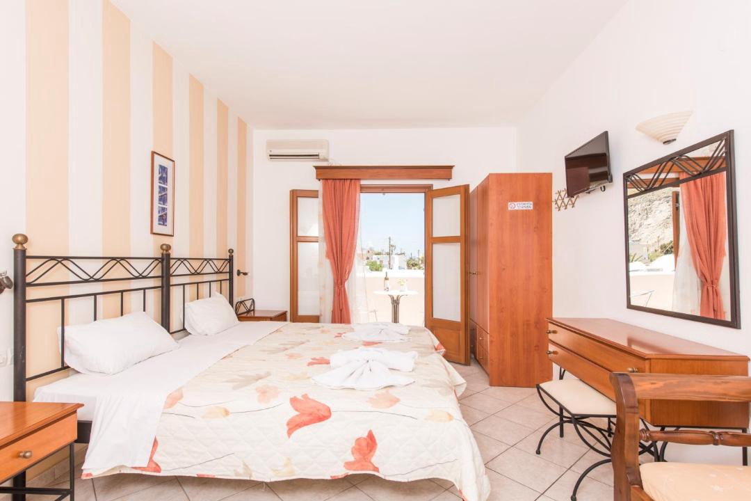 Photo of Bedroom in Perissa