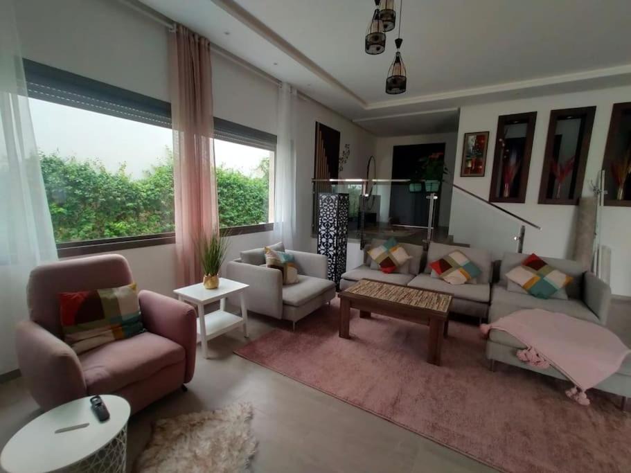 Photo of Livingroom in Tamrhakht
