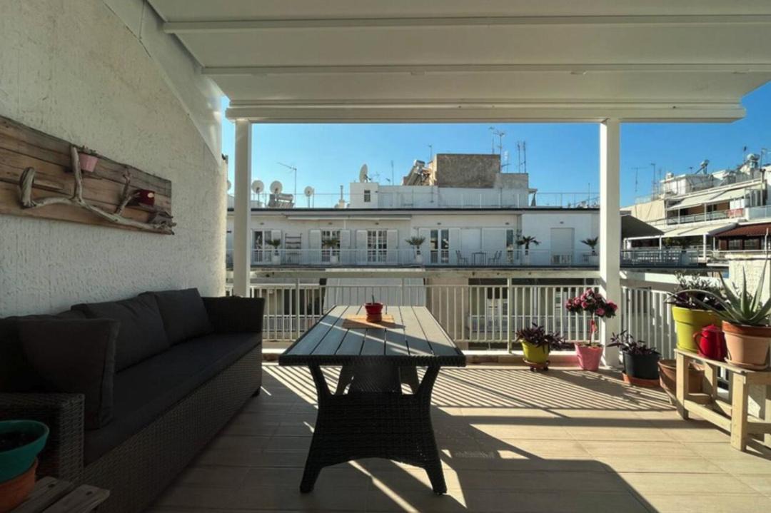 Photo of Livingroom in Ilisia
