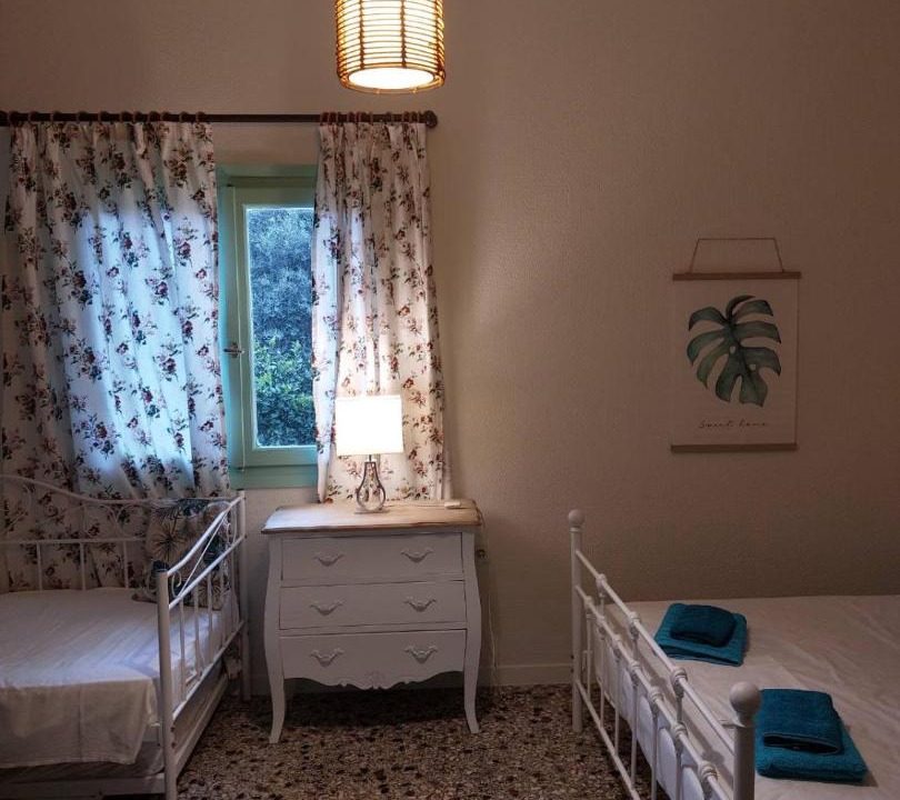 Photo of Bedroom in Steni Dirfyos