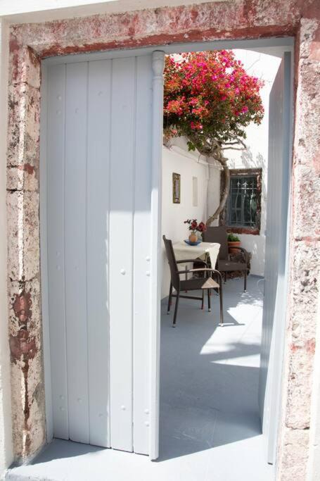 Photo of Others in Fira