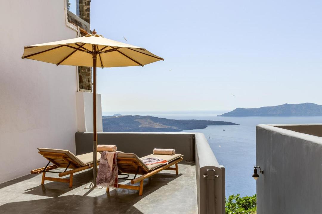 Photo of Others in Fira