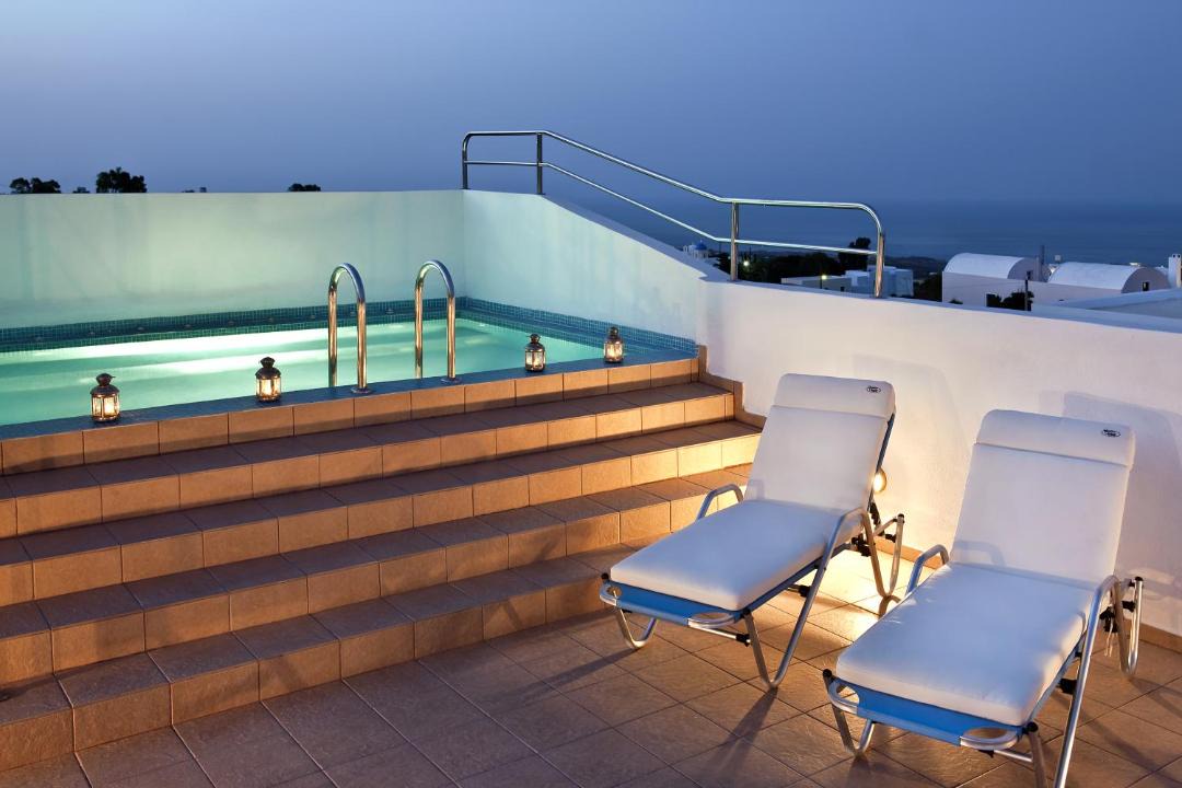 Photo of Others in Fira
