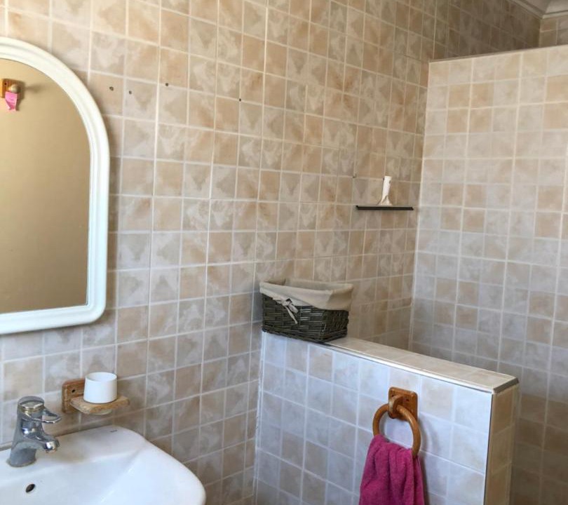 Photo of Bathroom in Tamrhakht