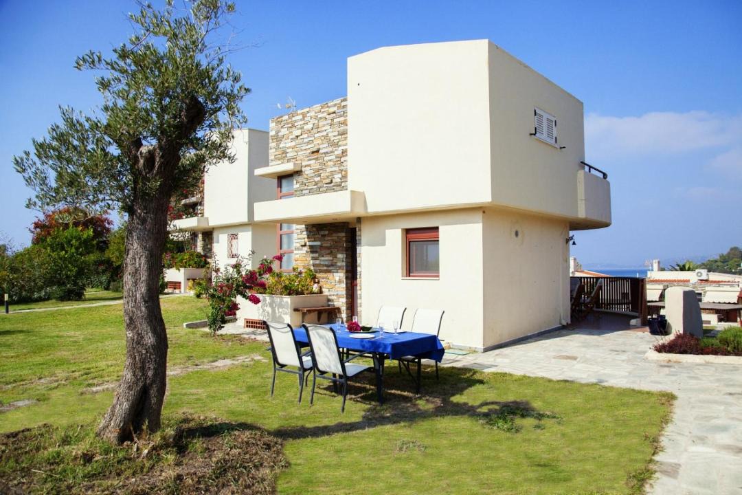 Photo of Others in Elia Nikitis