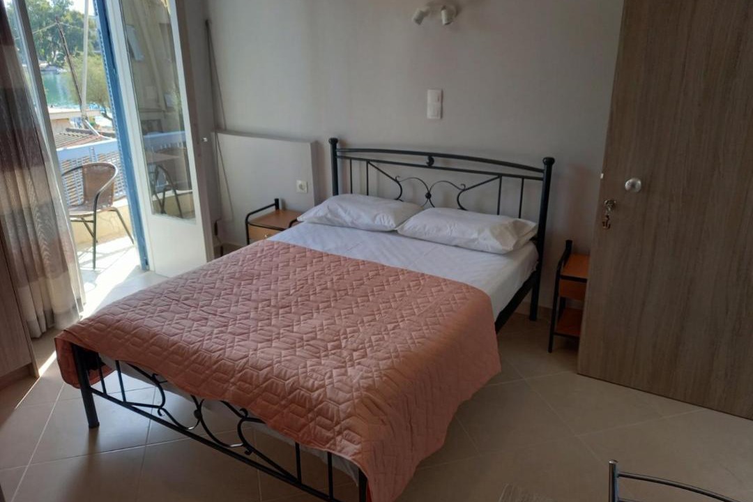 Photo of Bedroom in Lefkandi