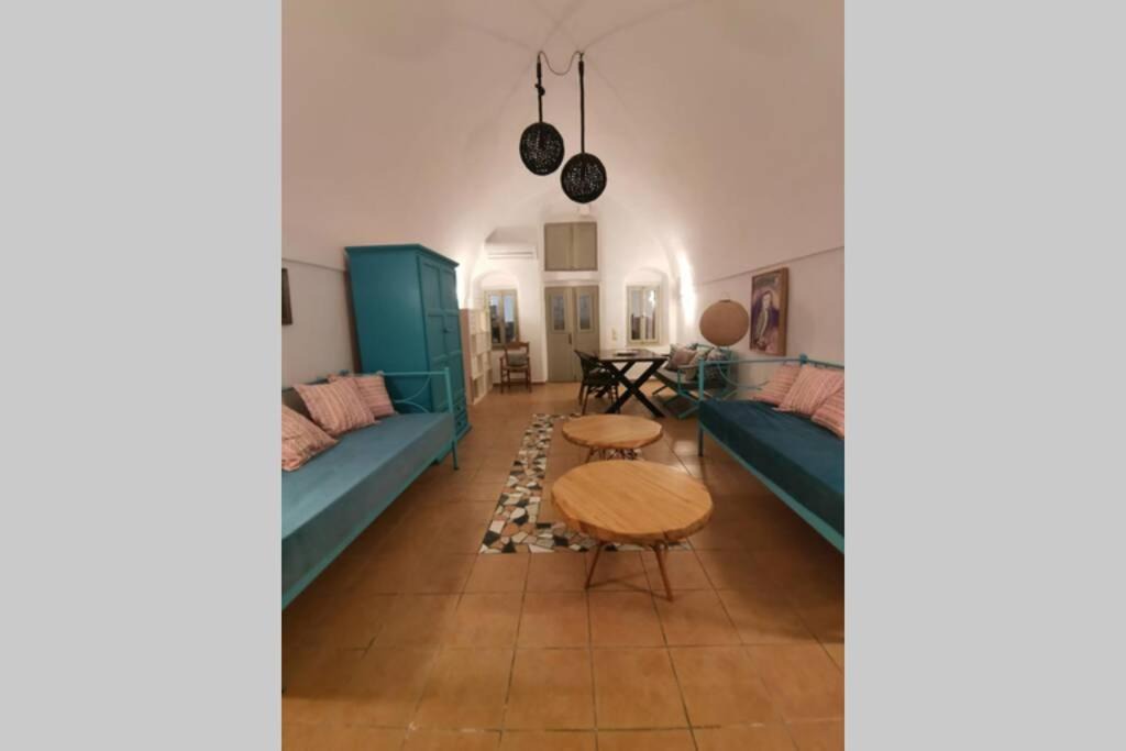 Photo of Livingroom in Messaria