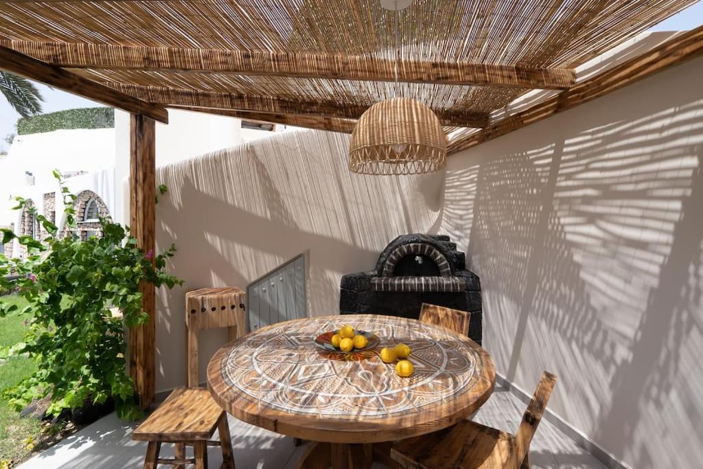 Photo of Patio Balcony in Karterados