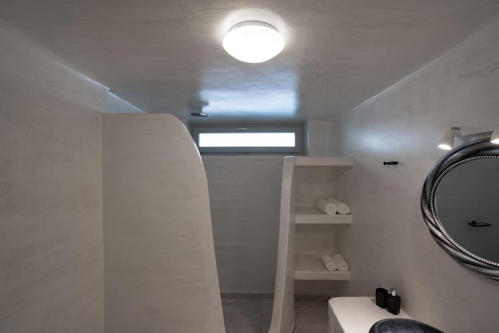 Photo of Bathroom in Karterados