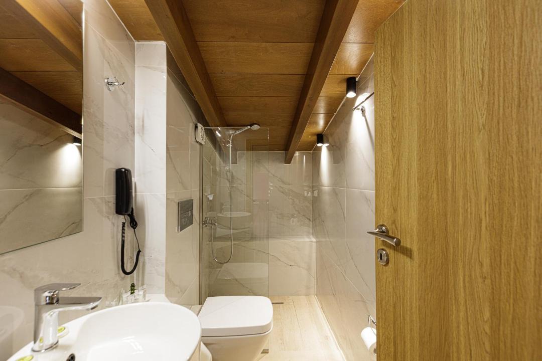 Photo of Bathroom in Geropotamos