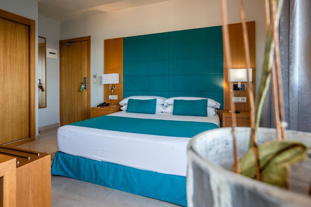 Photo of Bedroom in Miramar