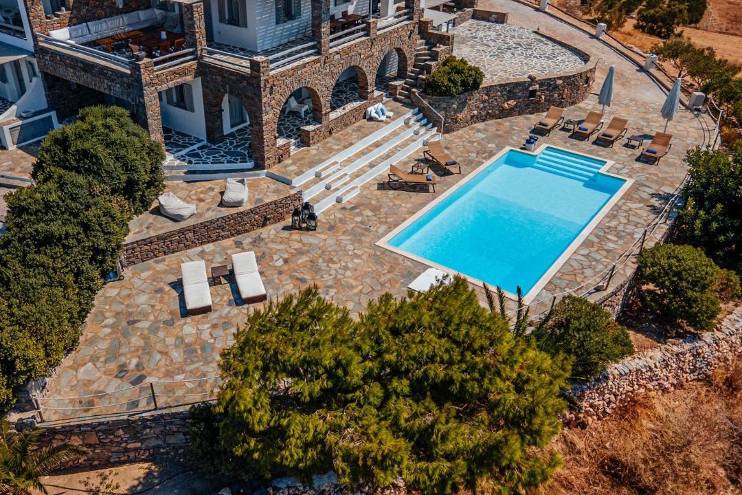Photo of Others in Parasporos
