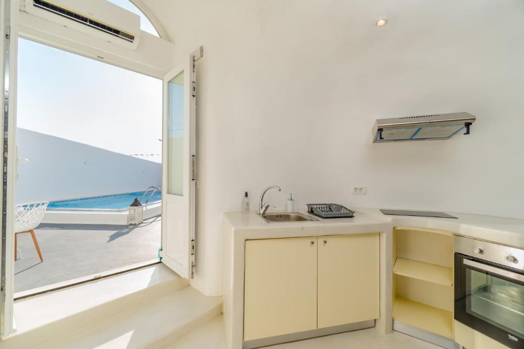 Photo of Others in Fira