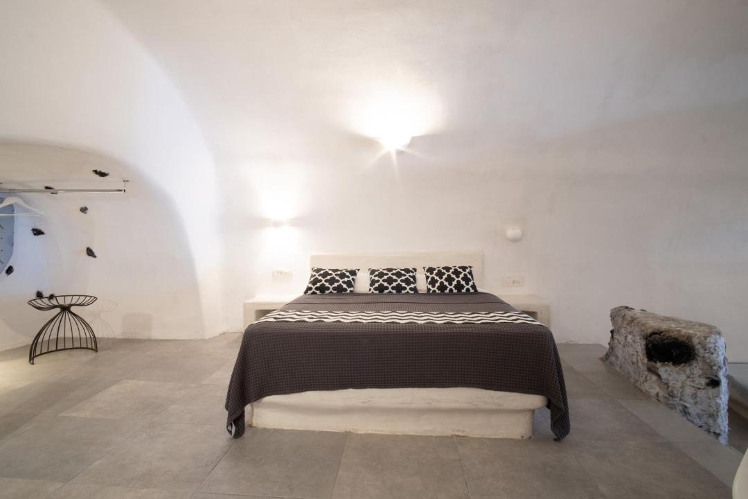 Photo of Bedroom in Fira
