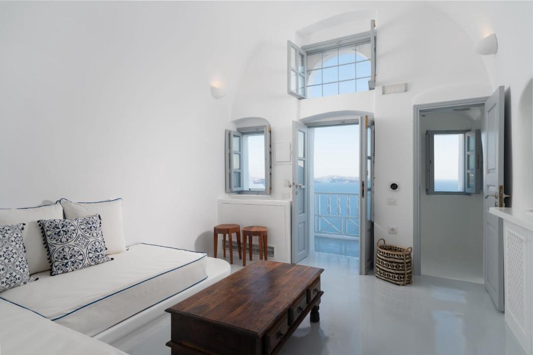 Photo of Bedroom in Oia